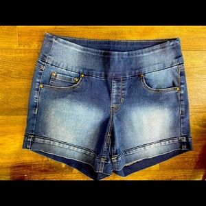 Sound Style Pull On Shorts Size Small